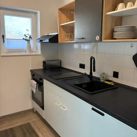 Appartement Danube Rooms Abteistrasse - Self Checkin - Kostenlos Parken Direkt An Der Unterkunft - Ideal Fuer Geschaeftsreisende Und Staedtetrips Passau