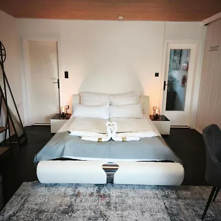 Appartement Danube Rooms Abteistrasse - Self Checkin - Kostenlos Parken Direkt An Der Unterkunft - Ideal Fuer Geschaeftsreisende Und Staedtetrips